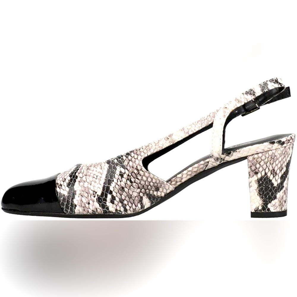 Sling back leather pumps Vaneli cap toe